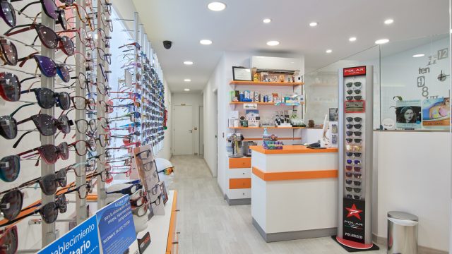 MOSTRADOR-OPTICA-OPTIFON_1024