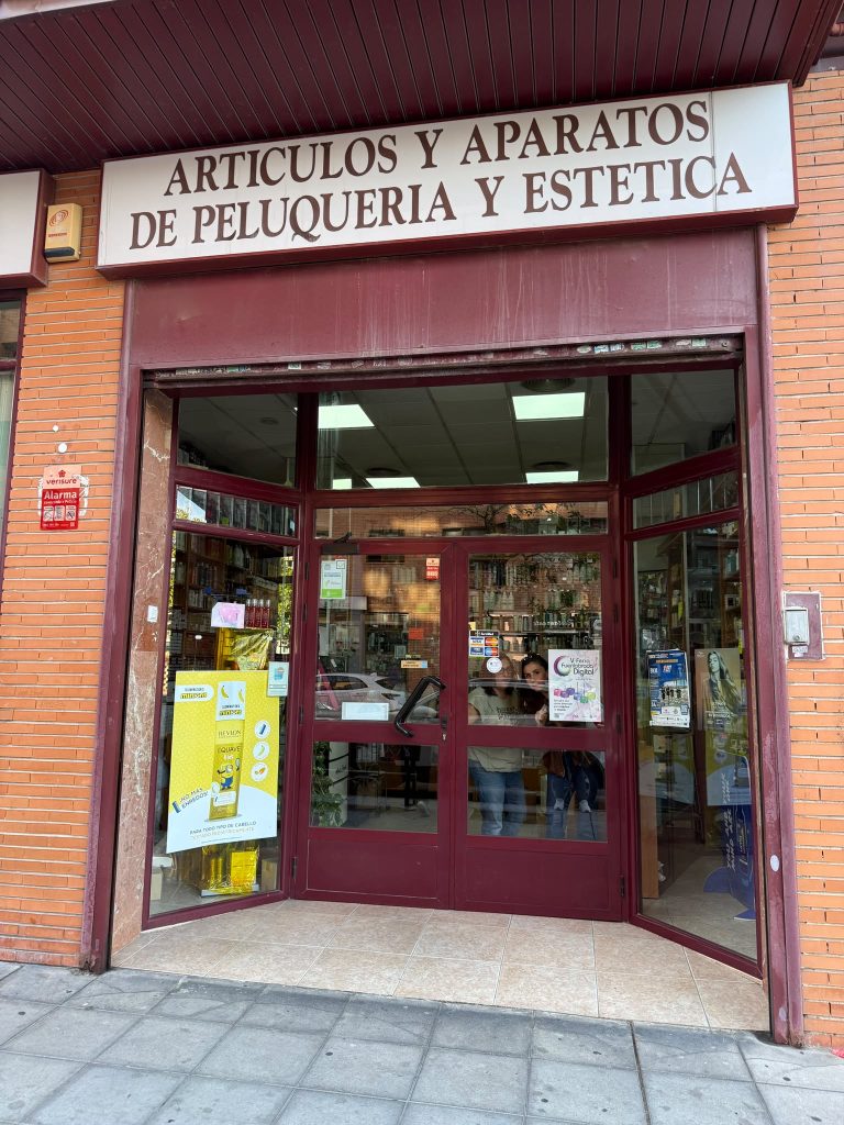 aparatos peluqueria foto cartel feria