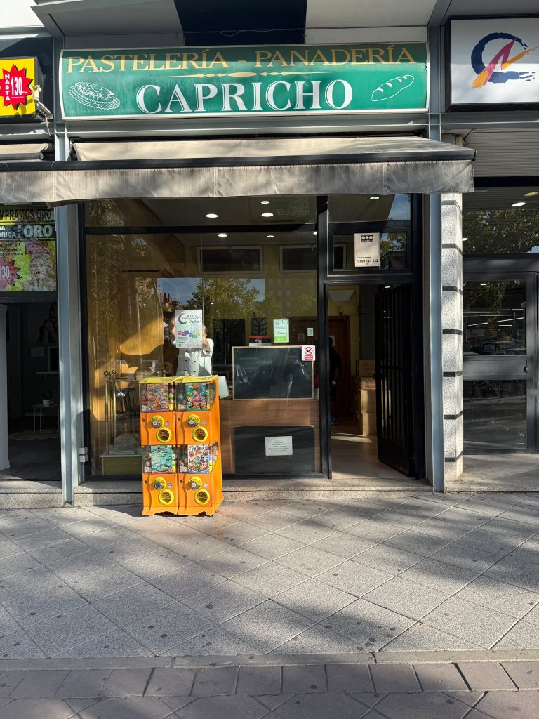 capricho foto cartel feria
