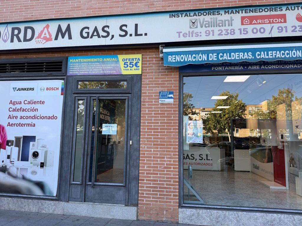…gas foto cartel feria