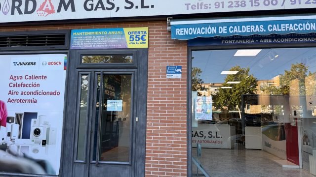 …gas foto cartel feria