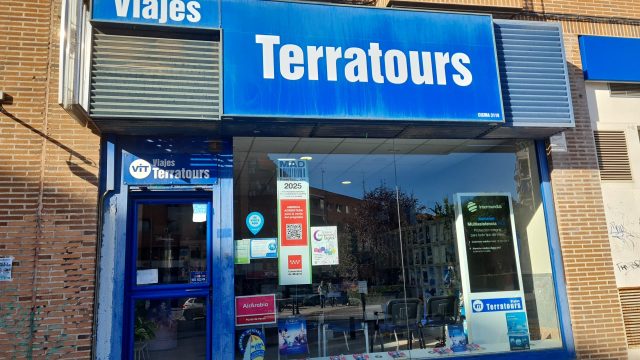 terratours foto cartel feria
